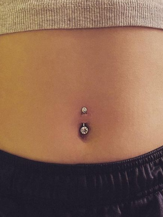 Piercing Bauchnabel Frau